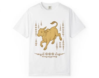 Garment-Dyed T-shirt with Playful Calf Design, Casual Wear, Unisex Apparel, Farm Animal Theme, Gifts for Animal Lovers
