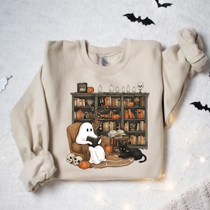 Retro Ghost Reading Books Shirt,Librarian Ghost Halloween,Halloween Teacher Shirt, Halloween Shirt,Teacher Gift,Boo School