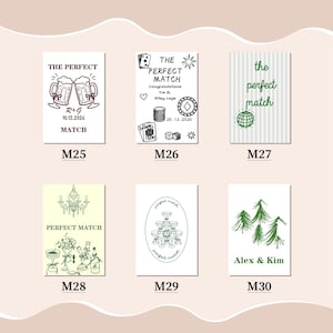 Puede incluir: Una colecci&oacute;n de seis tarjetas blancas con varios dise&ntilde;os y texto. Las tarjetas presentan ilustraciones de jarras de cerveza, naipes, un globo terr&aacute;queo, una l&aacute;mpara de ara&ntilde;a, copas de champ&aacute;n y pinos. El texto incluye "THE PERFECT MATCH" y nombres.