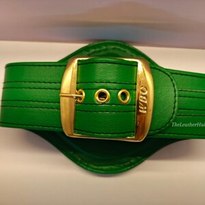 Mini kids WBC boxing belt back view – Adjustable leather strap, 3D gold plates, durable and collectible