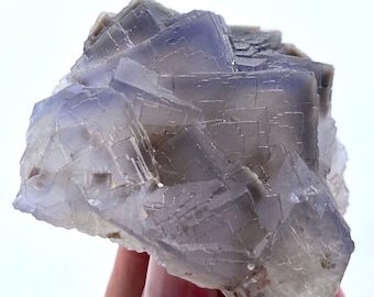 285g Kubische Fluorit-Kristallprobe | Natürliche Lila Fluorit Stufe aus Pakistan