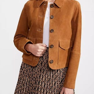 Blouson camionneur pour femme en cuir suédé marron - Veste western classique de style vintage - Manteau doux en daim véritable - Tenue d'automne décontractée et chic