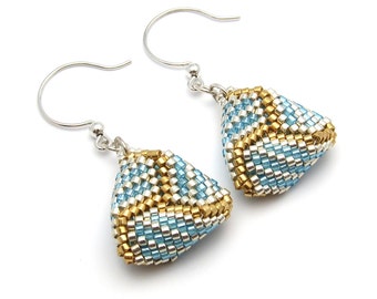 Blue earrings - beaded triangle earrings - peyote stitch earrings - seed bead earrings - bead woven earrings - triangle bead earrings
