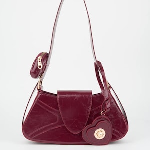 Bolso de mano y bandolera de piel de charol burdeos - Bolso de mano con diseño de cartera tipo cubo y cierre a presión - Bolso baguette plateado - Forrado
