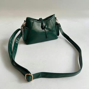 Sac à bandoulière matelassé en cuir - Petit sac à main en cuir végétalien avec bandoulière réglable - Sac à main de tous les jours pour femme - Sac à bandoulière en cuir