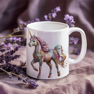 Elegante eenhoornkoffiemok: pastelkleurige regenboog en gouden pantser