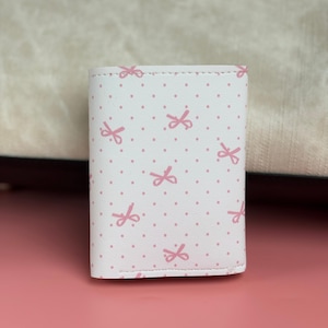 Bow Wallet, schicke Schmetterlings-Geldbörse: Dein Must-Have Mini Organizer für Karten und Münzen