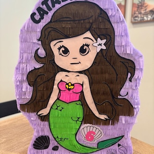 Custom piñatas
