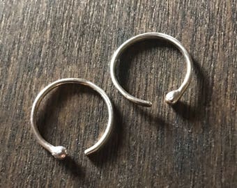 Tiny Minimalist Earring With A Ball At One End, Silver or Copper Open Hoop, Ear Cuff, Nose Cuff, Tension Earrring, Nose Ring