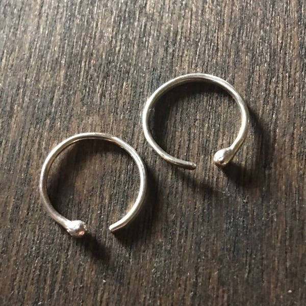 Tiny Minimalist Earring With A Ball At One End, Silver or Copper Open Hoop, Ear Cuff, Nose Cuff, Tension Earrring, Nose Ring