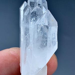 91 Carat Natural Terminated Fadden Quartz Crystal/Specimen From Pakistan