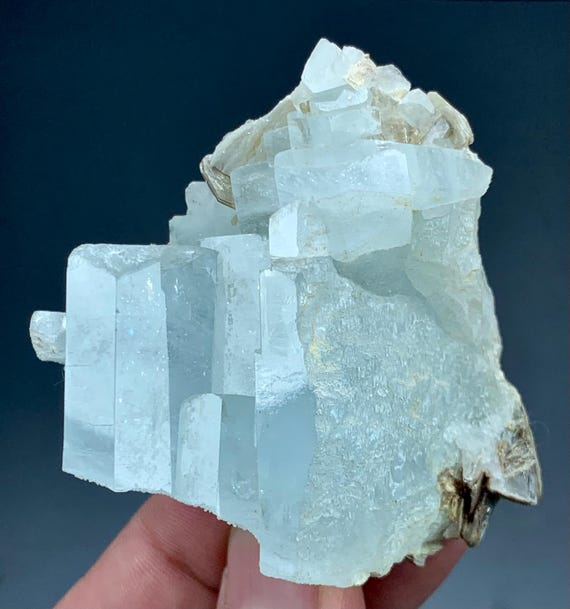 パキスタン産天然アクアマリン結晶標本 436カラット - Etsy 日本