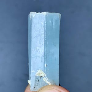 41 Ct Aquamarine Crystal: Sky Blue Gemstone from Pakistan