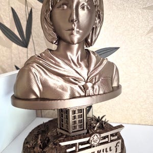 Silent Hill f Hinako Shimizu Bust – Handmade Collectible Figurine from Upcoming Game | Horror Game Statue | SHF Fan Art
