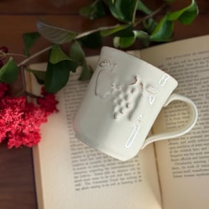 Casafina Casa Stone Mug – Madeira Harvest – Rustic Embossed Fruit Stoneware Cup – Vintage Ceramic Coffee Mug