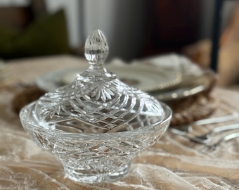 Vintage Clear Glass Candy Dish with Lid –  Glass Trinket Jar, Decorative Apothecary Style Bowl for Home Décor/ Storage