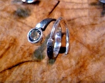 Aquamarine spiral sterling silver ring