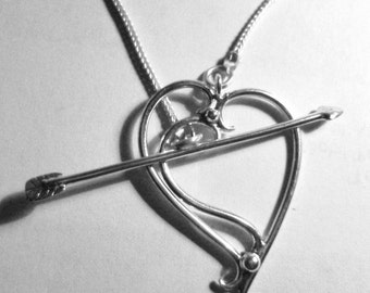 Eros Ketten Anhanger Herz und Pfeil Sterling Silber.