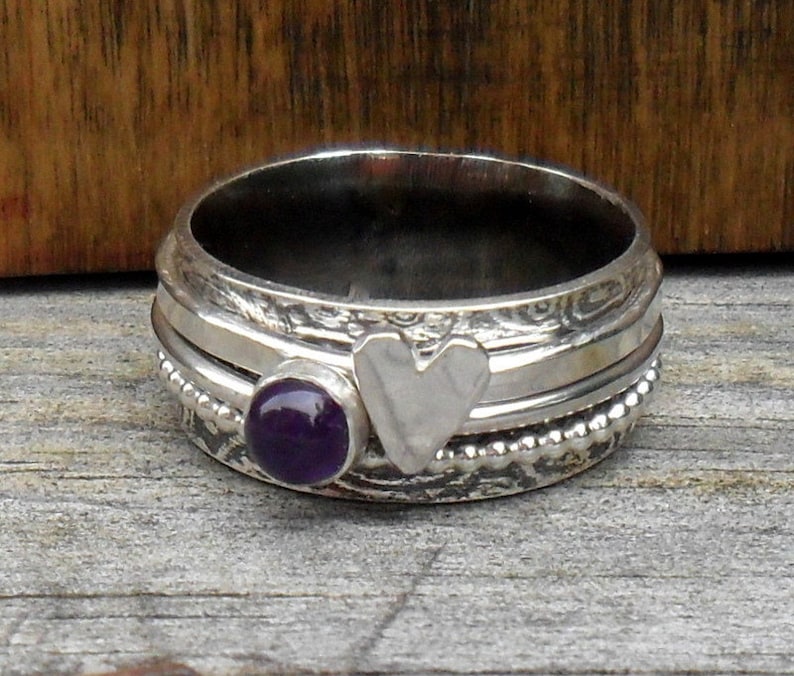 Silver Spinner Ring Amethyst /& Heart Spinner Ring Silver Fidget Ring Silver Meditation Ring