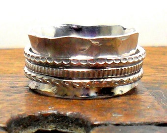 Silver Hammered Spinner Ring | UK Sizing | Meditation Ring | Worry Ring | Wide Band Spinner Ring