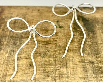 TATIANA (SILVER925) Twinkle B/Ribbon Earrings（S/M）4BTR692 MUSINSA | TATIANA (Silver 925) Twinkle Butterfly Ribbon