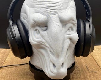Slenderman Headphone Stand - Horror Headset Holder - Gift for Him - Gift for Gamer - Gift for Dad - Gaming Room Decor - Valentine Desk Decor