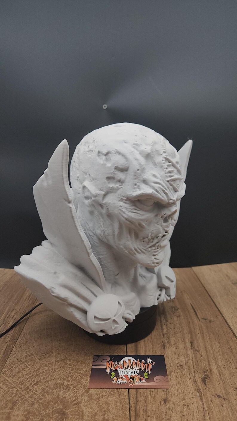 Puede incluir: Un juego de tres tazas de cer&aacute;mica con un acabado moteado y mate. Las tazas son de color crema, gris claro y gris oscuro. Cada taza tiene un dise&ntilde;o simple y minimalista.