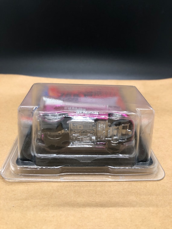 Red Line 2021 Hot Wheels RLC Candy Striper Volkswagen Drag Bus