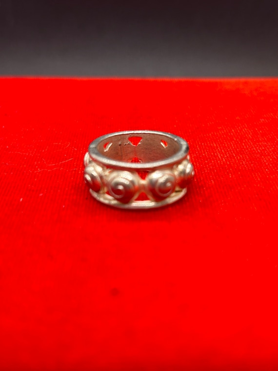 Circle Pattern Pewter Ring Size 7 - image 1