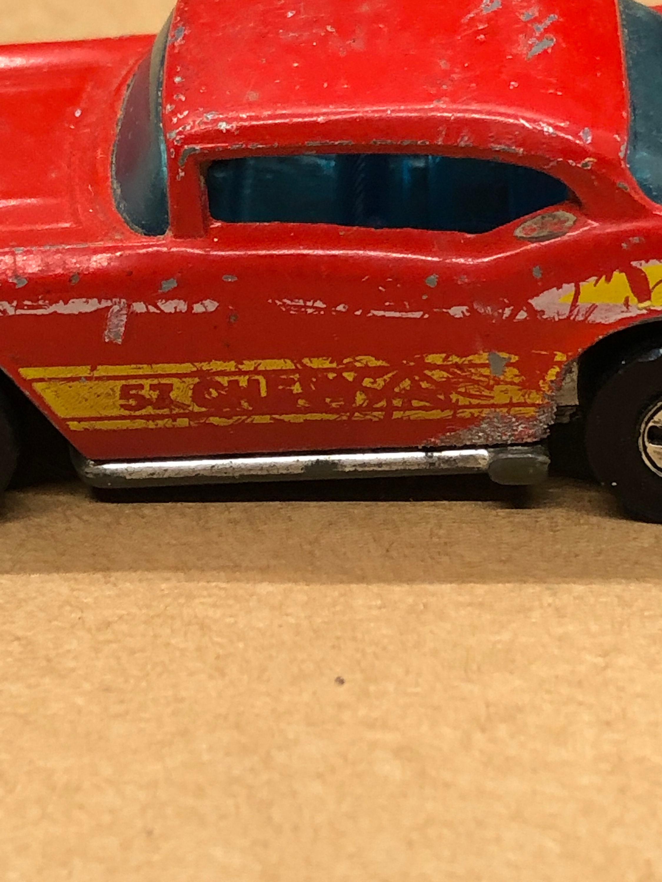 Hot Wheels ’57 Chevy 1976 – Rouge Et Noir, Occasion