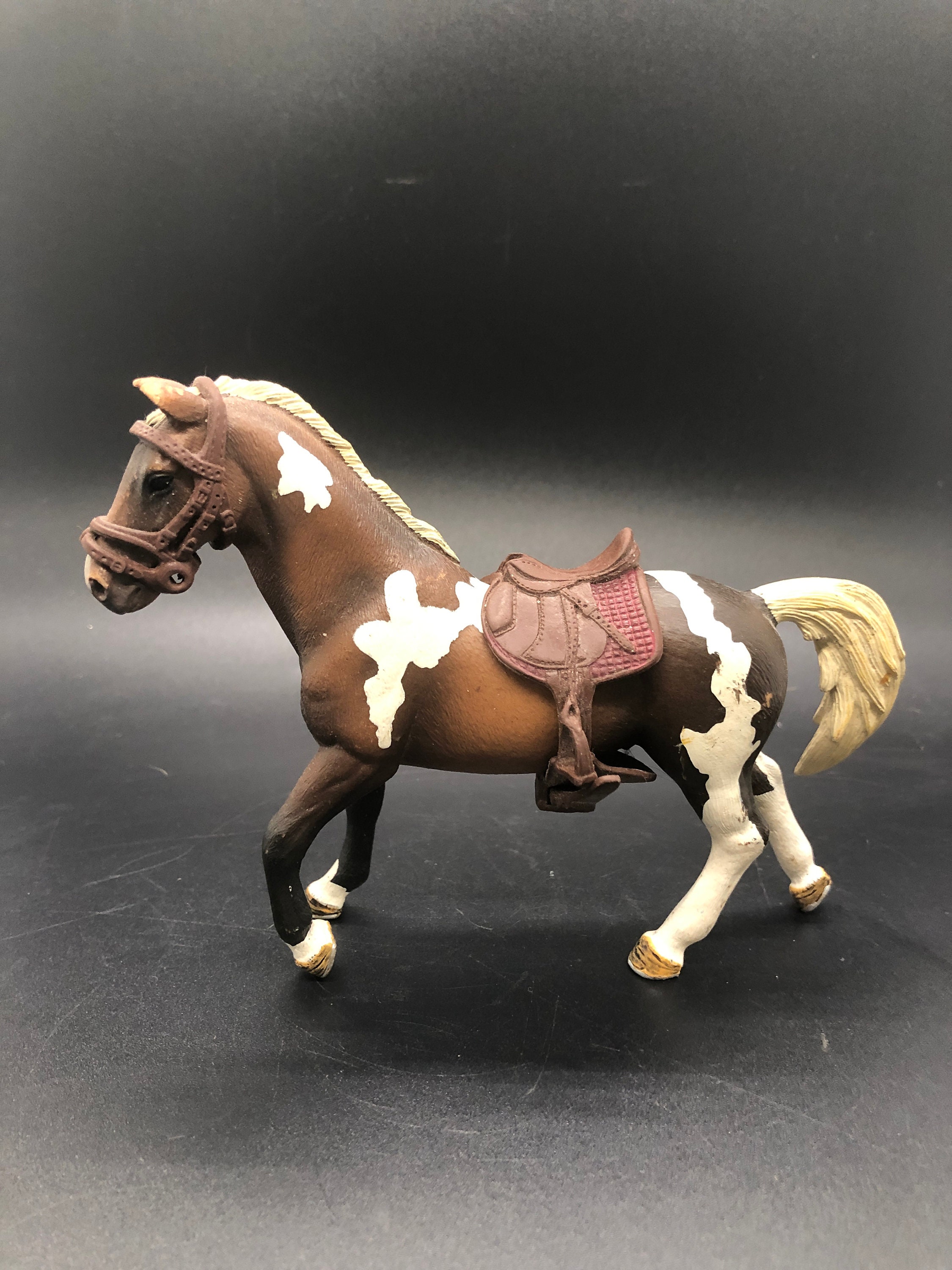 Schleich Horse Realistic Figure Am Limes 69 Brown and White Patch