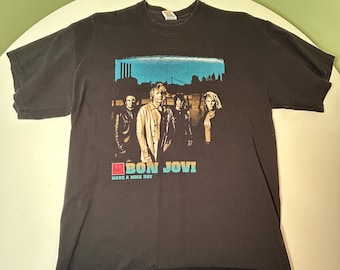 Vintage Y2K Bon Jovi 2005-2006 Have a Nice Day Tour Green Fruit of