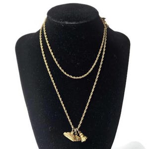 Vintage KJL Kenneth Jay Lane Signed Designer Gold Plated Pendant Charm Necklace, 76 cm