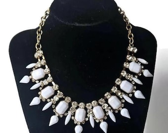 Vintage 9kt vergulde, witte lucite en strass kristal choker statementketting