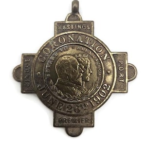 Vintage Edward VII Hastings 1902 Coronation Medal Pendant Premier Cinque Port Medallion