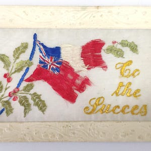 Cartolina d'epoca in seta ricamata a mano della prima guerra mondiale "Bandiere degli alleati, successo della guerra" Militaria