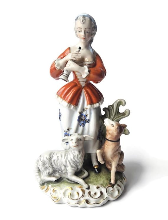 Vintage HH Kunst Dresden Art Porcelain Figurine: Shepherdess