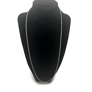 Vintage Sterling Silver Long Necklace Chain (60cm) 3.84g