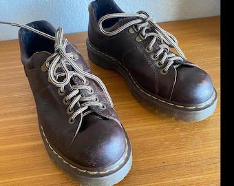 Dr. Marten’s Y2K 10940 Leather Oxford Shoes, AirWair Sole  Men’s Sz 9M,  Women’s Sz 10