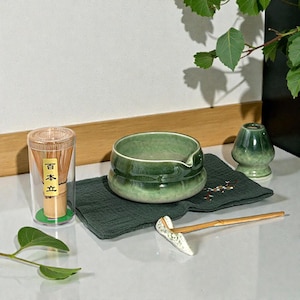 Set artesanal para la ceremonia del té matcha: Tazón esmaltado con degradado verde, kit tradicional japonés para la ceremonia del chawan.