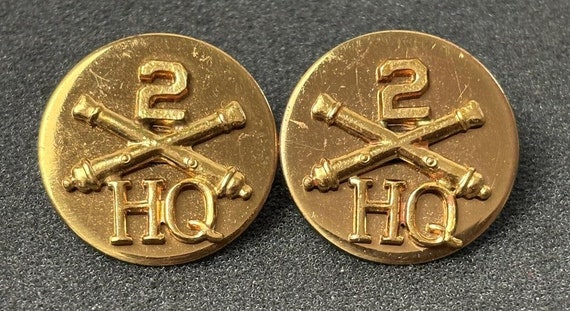 Army Enlisted Collar Pin Set HQ 2nd Field Artille… - image 1