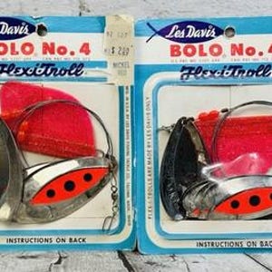 Vintage Les Davis Bolo No. 4 Fishing Lures: Nickel Red Flex-i-Troll NOS