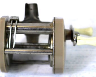 Vintage Ocean City 1999 Level Wind Fishing Reel - Etsy Vintage Ocean City 1999 Level Wind Fishing Reel - Etsy