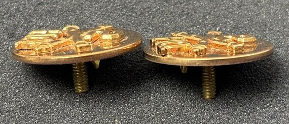 Army Enlisted Collar Pin Set HQ 2nd Field Artille… - image 4