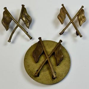 WWI? British Army Signaller Badges Set Crossed Flags Lot of 3