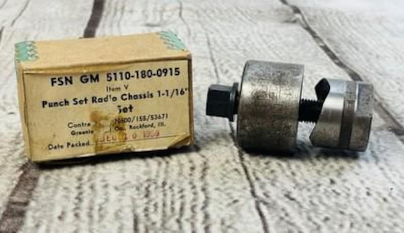 Vintage Greenlee Punch Set Radio Chassis 1-1/16” FSN GM 5110-180-0915 1959 image 1