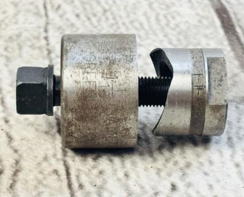 Vintage Greenlee Punch Set Radio Chassis 1-1/16” FSN GM 5110-180-0915 1959 image 2