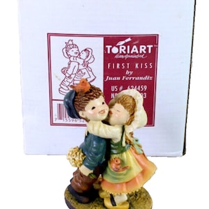 Rare Anri Toriart First Kiss by Juan Ferrandiz Figurine