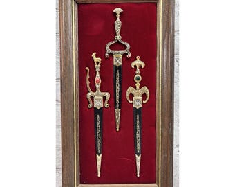 Vintage Old Castle Spain Miniature Dagger Set 3 Removable 11 In Letter Openers