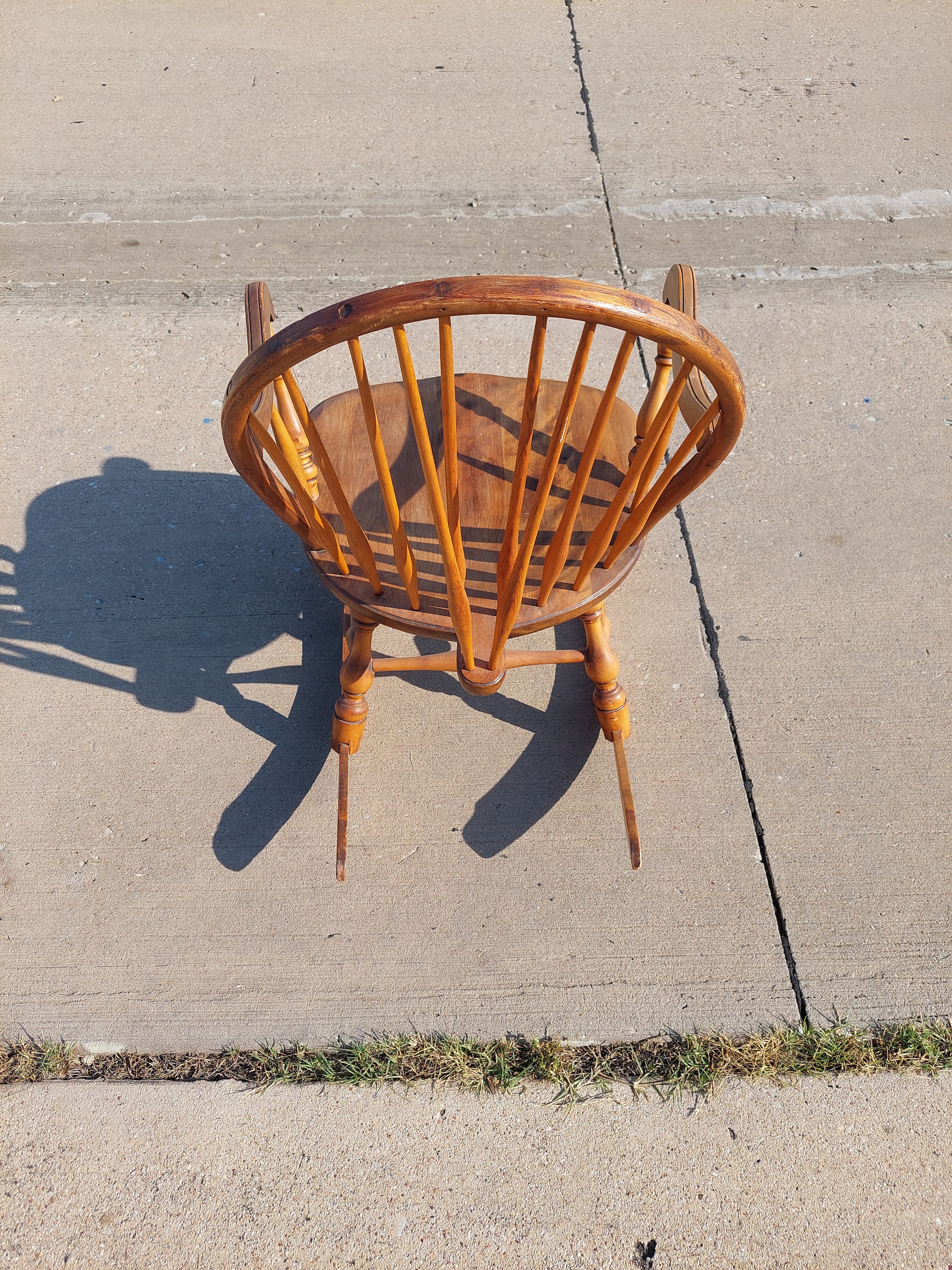 Antique Windsor Wooden Pine Rocker. Vintage Farmhouse Rocking